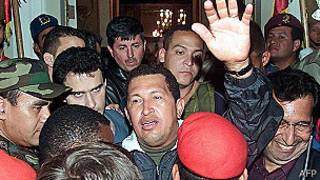 Hugo Chávez en 2002
