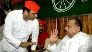 अखिलेश यादव, मुलायम सिंह यादव