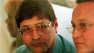 Eugene de Kock en 1998, condamné à deux peines à perpétuité, est en prison depuis 20 ans