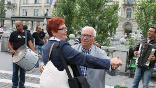 De turismo por residencias de ancianos