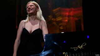 Валентина Лисица во время выступления в Royal Albert Hall в Лондоне