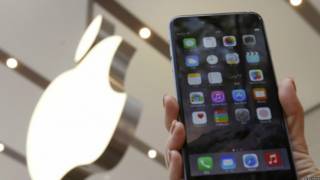 jonathan_ive_apple