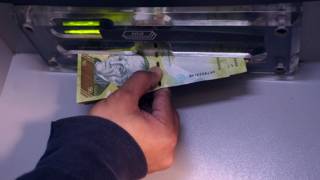 Un billete de 50 bolívares