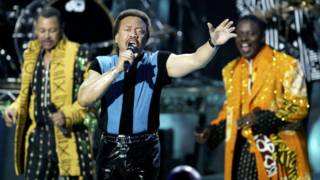 Earth, Wind and Fire en concierto