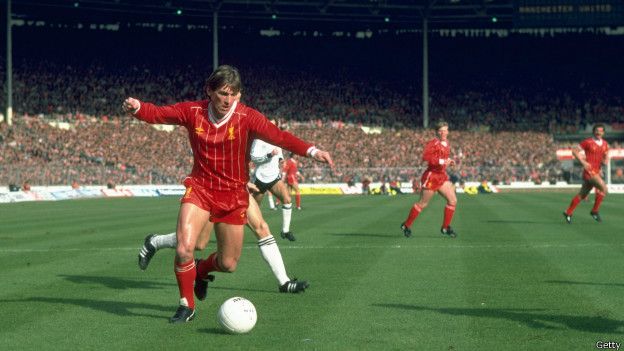 El Liverpool de Kenny Daglish fue el campeón de la temporada 1985-86. Kenny Daglish, Liverpool