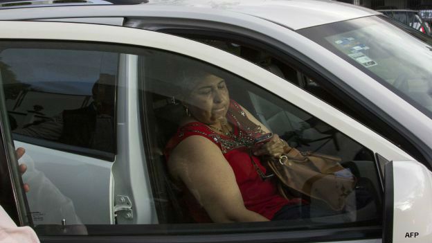 Familiares de turistas mexicanos agredidos en Egipto