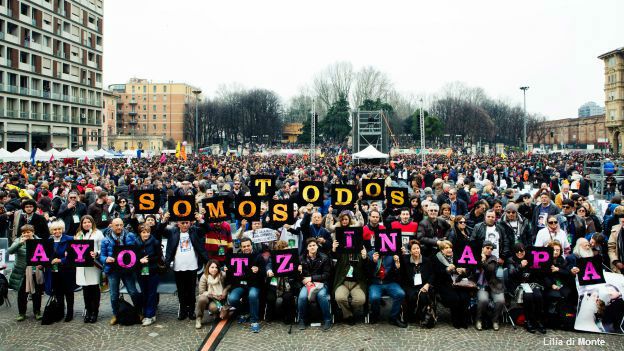 Exposición Acción Visual por Ayotzinapa organizada por el fotógrafo Marcelo Brodsky