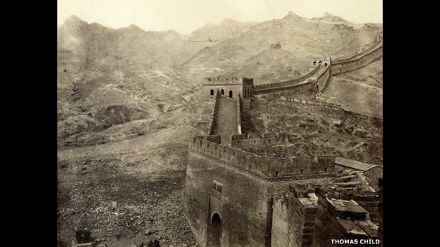 Thomas Child. No. 142. Great Wall of China. Copia en papel a la albúmina.