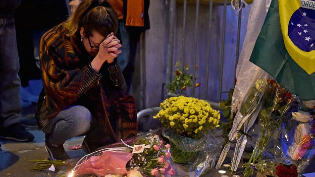 Homenaje a las víctimas de los ataques del 13 de noviembre en París.