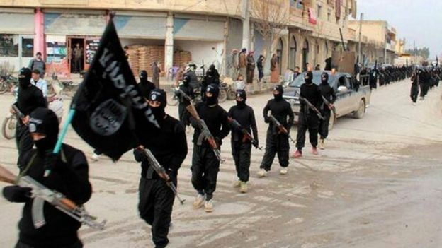 151118155327_raqqa_isis_640x360_ap_nocredit.jpg