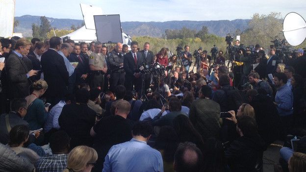 Conferencia de prensa en San Bernardino