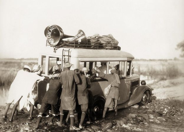 Foto de Kanu Gandhi cortesía de Ghita Mehta.
