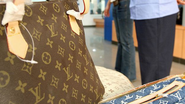 Cartera falsa