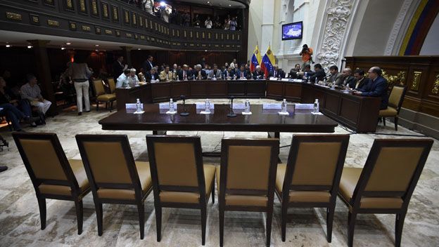 Ministros no llegaron