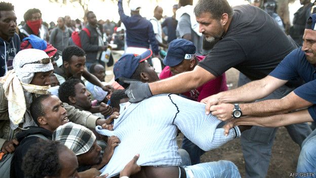 Protestas contra las condiciones en Holot en 2014
