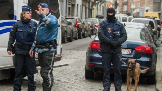Agentes de policía en Bruselas