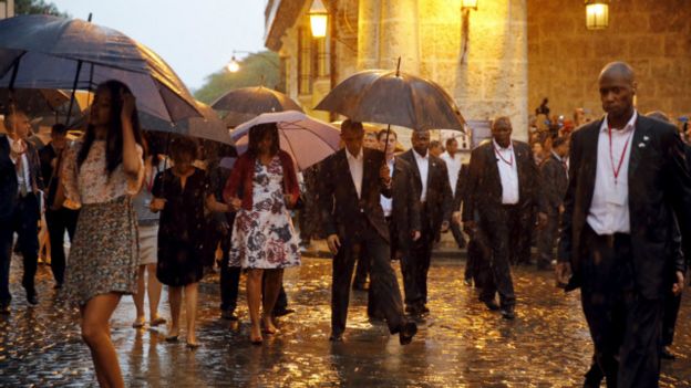 El presidente Obama y su familia pasean por La Habana Vieja