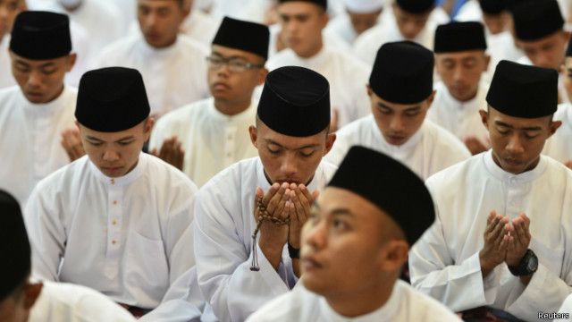 warga Muslim di Brunei