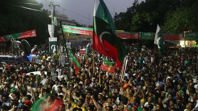 پی ٹی آئی کے حامی