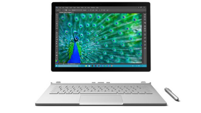 El dispositivo tiene pantalla táctil y puede separarse del teclado.