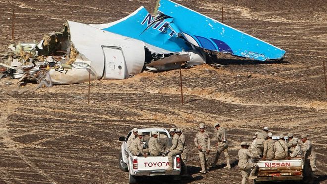Los restos del avión ruso