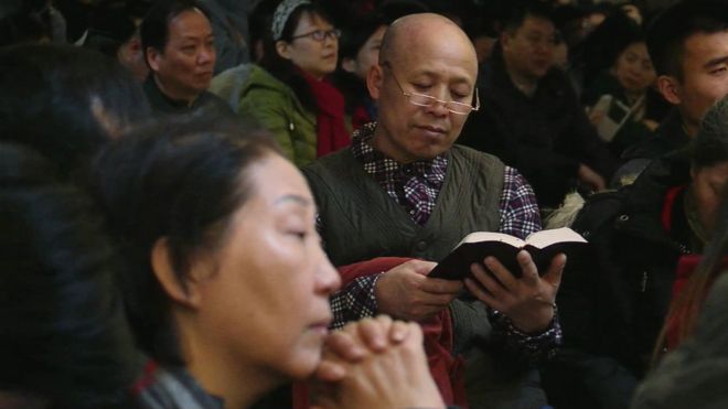 中国基督教迫害观察：特写：中国基督徒走向地下教会为哪般？