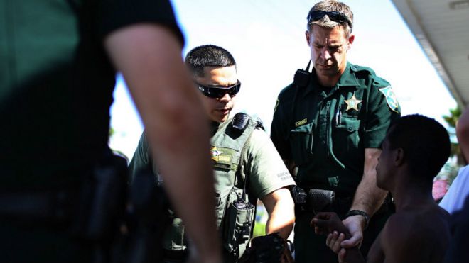 Policías del condado de Broward
