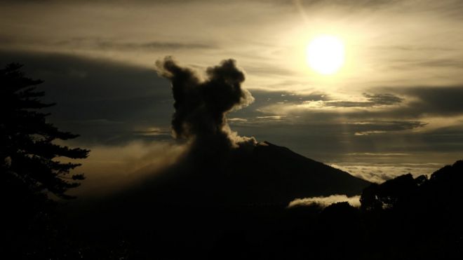 Luego de más de 130 años inactivo, el Turrialba despertó en 2007 y desde enero de 2010 ha presentado erupciones de consideración.